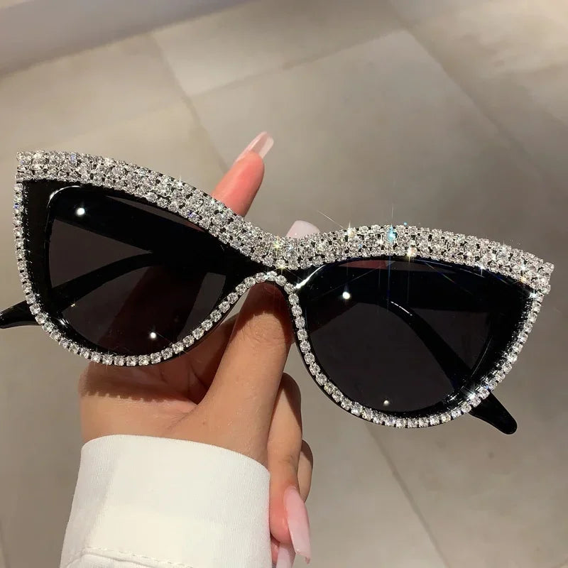 GM LUMIAS Vintage Cat Eye Sunglasses with Rhinestones New in Stylish Women Shades Ins Trendy Handmade Brand Designer Sun Glasses