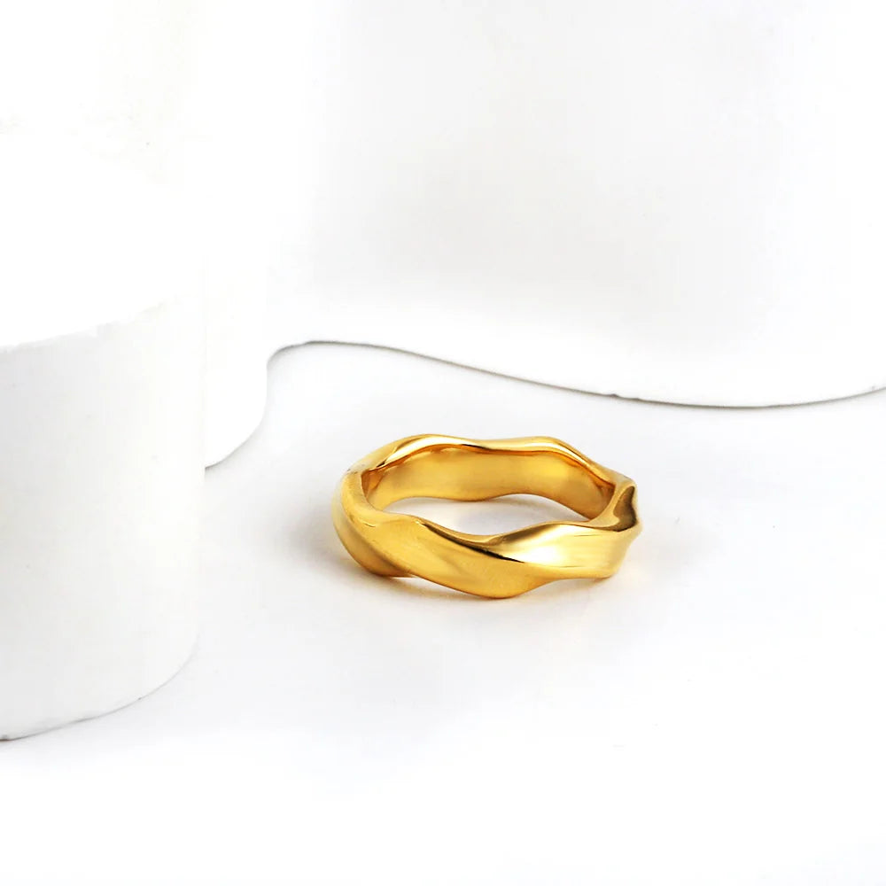 LUXUSTEEL Stainless Steel Women Rings Simple Twist Rope Coin Heart Round Texture Waterproof Finger Bands Ring Wedding  Jewelry